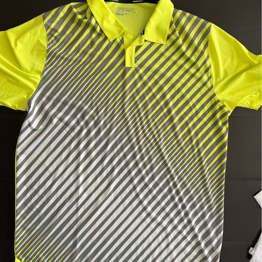 Men’s Nike Golf Collared Shirt